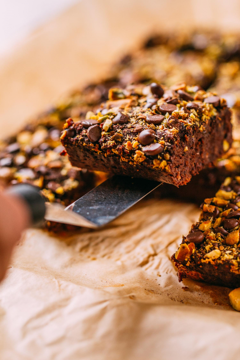 1Bowl CrazyHealthy Black Bean Brownies with Pistachios Recipe VEEG