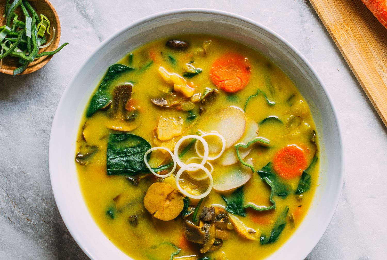 30-Minute Potato Soup with Mushrooms Leeks & Quinoa Recipe | VEEG
