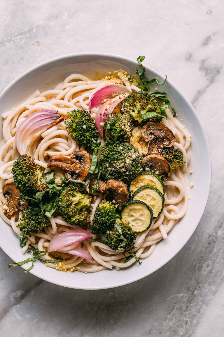 5Minute Lemon Basil Alfredo Sauce, Pasta & Roasted Vegetables Recipe